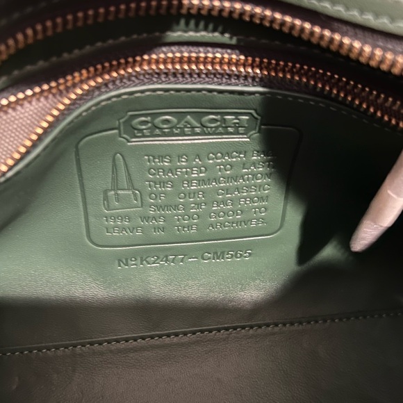 NWT Coach Green Swing Shoulder Bag - Picture 6 of 11